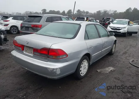 2002 Honda Accord 2.3 Lx z USA, uszkodzony, nr VIN 3HGCG66592G707368